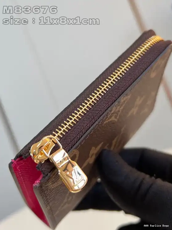 Aaa replica ru Compact Wallet-11*8.5*1.5CM Vuitton Noa Louis 0514